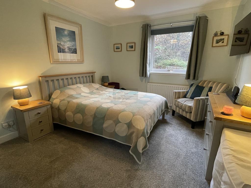 Bedroom 2a.JPG