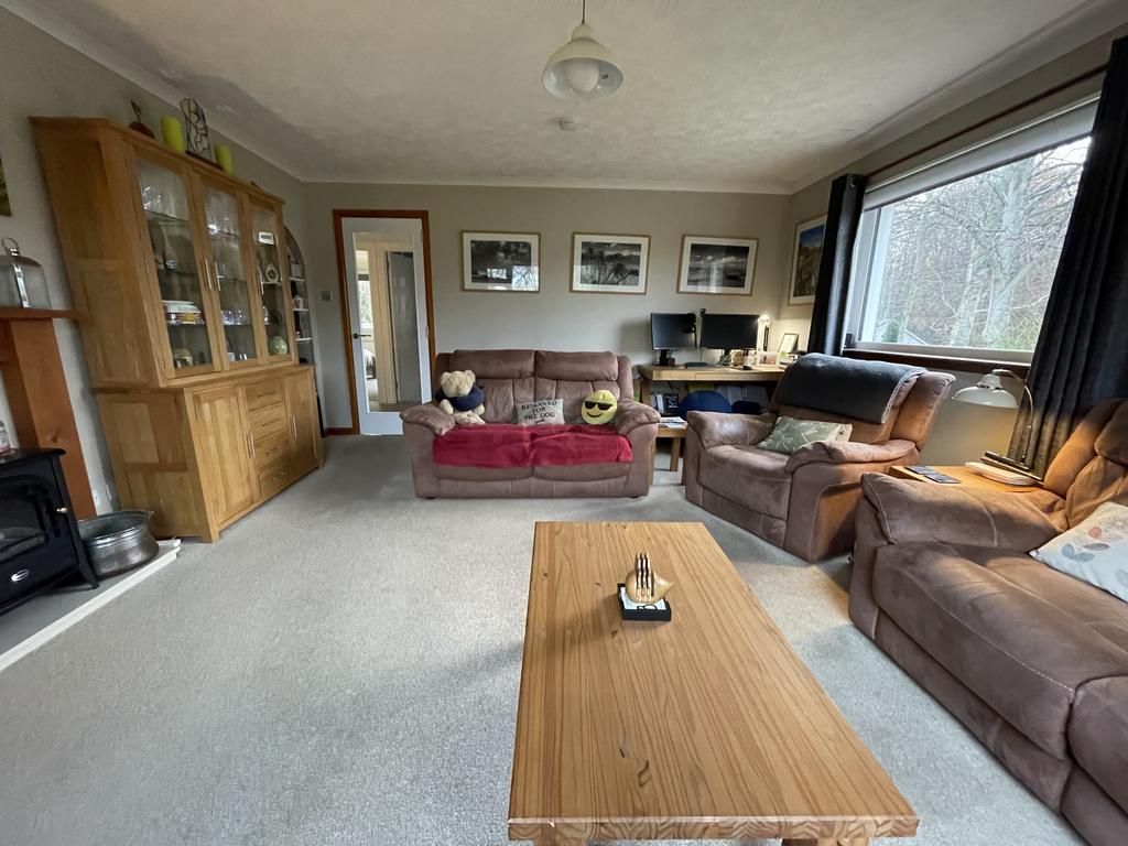 Lounge b.JPG