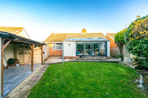 2 bedroom bungalow for sale, Humber Avenue, Worthing, West Sussex, BN13