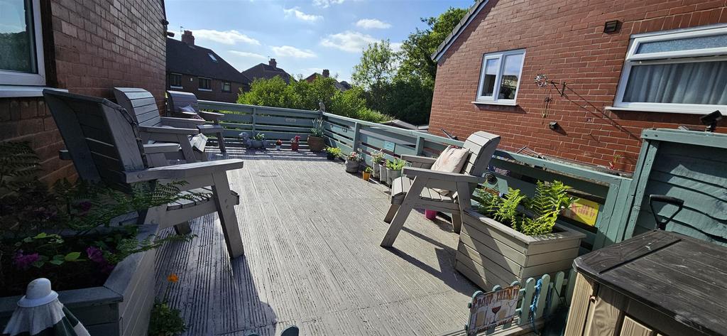 Decking spring photo 1.jpg