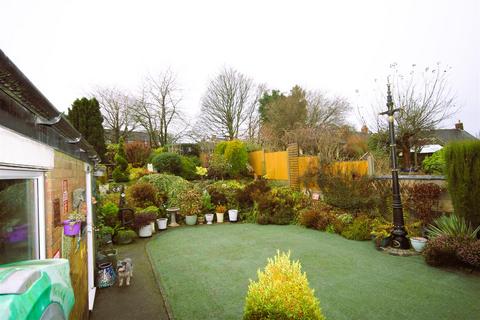 24 Greenfield Crescent, Cheadle, Stoke-on-trent, ST10 1JX