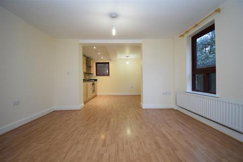 1 bedroom ground floor flat to rent, Hughes, Woodlands Village, Sandal WF1