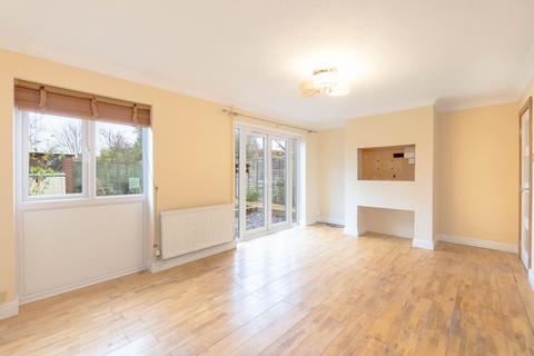 5 Websters Way, Over, Cambridge, CB24 5QB