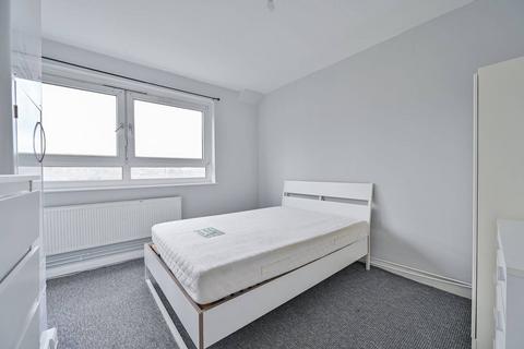 2 bedroom flat to rent, Neckinger Estate, Bermondsey, London, SE16