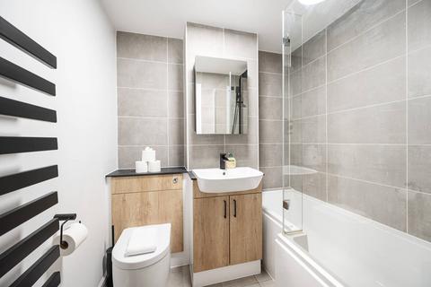 2 bedroom flat to rent, Candle Street, Mile End, London, E1