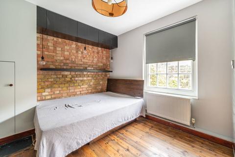 2 bedroom flat to rent, Oakworth Road, Ladbroke Grove, London, W10