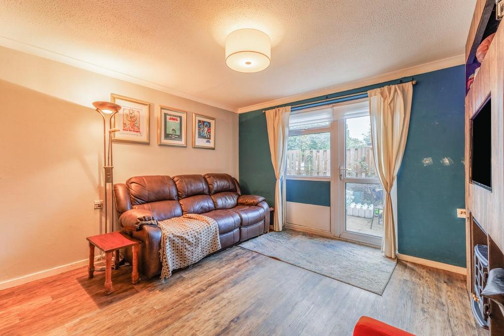 6 R1 A6053-HDR.jpg