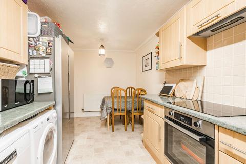 8 Arnold Pitcher Close, North Walsham, NR28 0FG