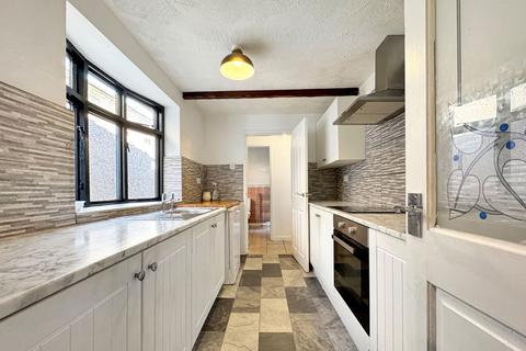 111 Blackwell Road, Carlisle, CA2 4EH
