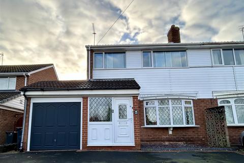 3 bedroom semi-detached house for sale, Stourbridge Road, Halesowen