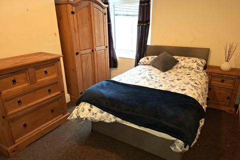 1 bedroom in a house share to rent, Welholme Road, Grimsby