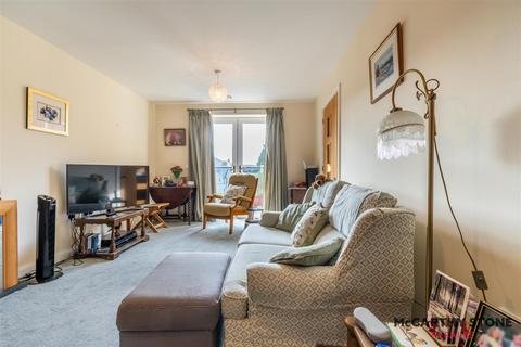 1 bedroom apartment for sale, Alder View Court, 1A Newby Farm Road, Scarborough