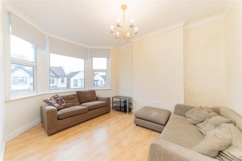 2 bedroom flat for sale, Audley Road, Hendon, London