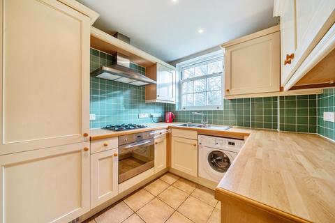 2 bedroom flat for sale, Portsmouth Road, Milford, Godalming, GU8