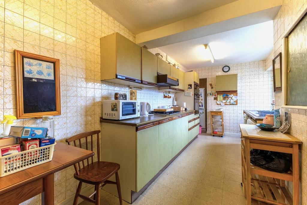 6 R1 A6948-HDR.jpg