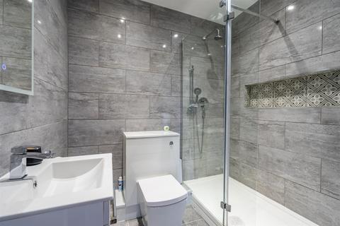 4 bedroom end of terrace house to rent, Peaseholme Court, The Stonebow, York, YO1 7AD