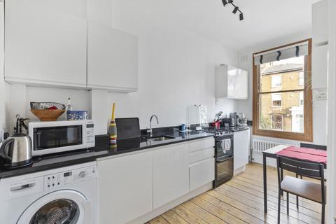 1 bedroom apartment for sale, Highbury Hill, London, N5