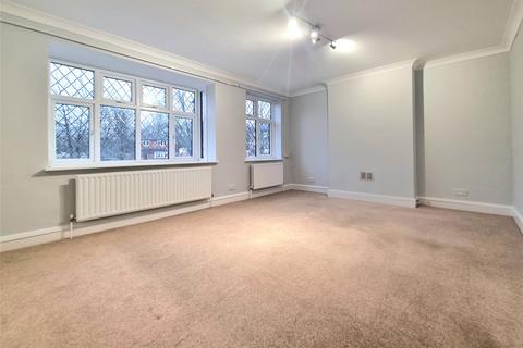 2 bedroom maisonette to rent, Cleave Avenue, Kent BR6