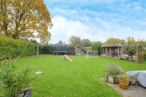 undefined, Peasmarsh Road, Beckley