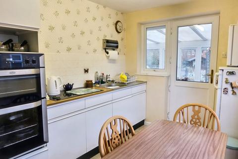 2 bedroom semi-detached bungalow for sale, St Annes Road, Banbury