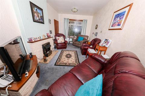 2 bedroom terraced house for sale, Tiel Path, Glenrothes