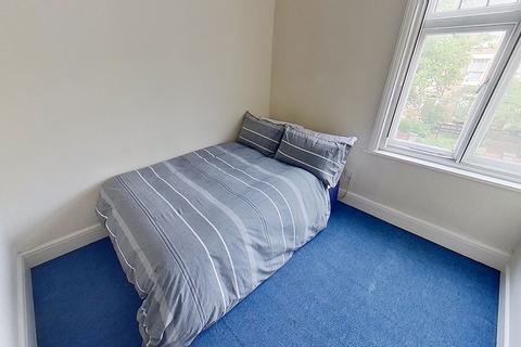 1 bedroom flat to rent, North Sherwood Street, Nottingham NG1