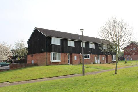 4 bedroom end of terrace house to rent, Golden Miller Close, Newmarket, Suffolk