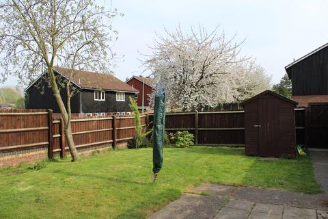 4 bedroom end of terrace house to rent, Golden Miller Close, Newmarket, Suffolk