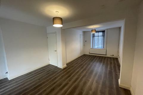 undefined, Middle Rd, Swansea