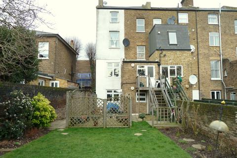 1 bedroom flat to rent, The Grove