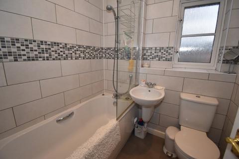 5 Conifer Mews, Exeter, EX2 7TE