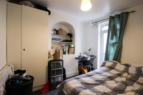 5 bedroom house to rent, Surrey Street, Brighton