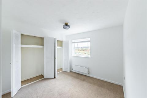 2 bedroom flat to rent, Nursery Gardens, Fenham