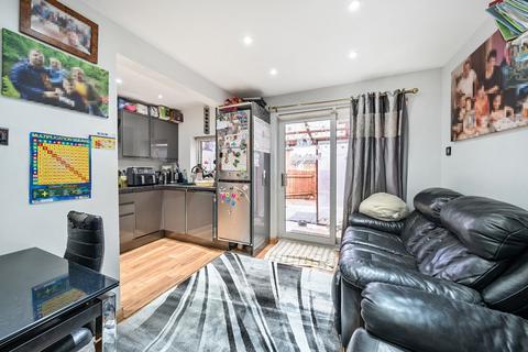 1 bedroom end of terrace house for sale, Aynscombe Close, Bedfordshire LU6