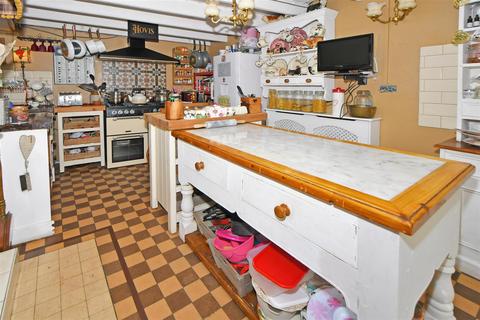 Ivy House Town Head, Foxt, Stoke-on-trent, ST10 2HW
