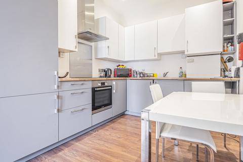 3 bedroom apartment to rent, The Cut London SE1