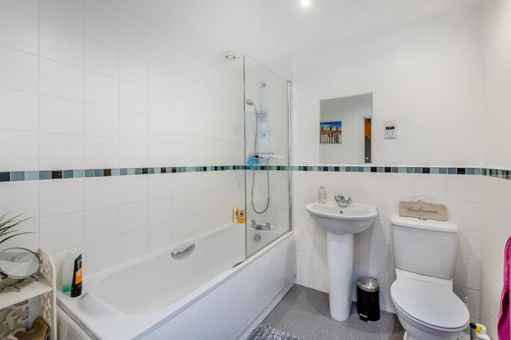 8630041-interior11.jpg