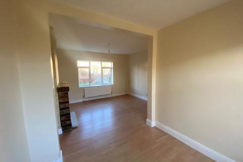 2 bedroom terraced house to rent, Shawcross Avenue, Middlesbrough