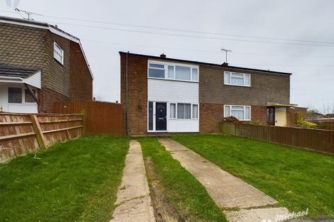 3 bedroom semi-detached house for sale, Hilton Avenue, Aylesbury