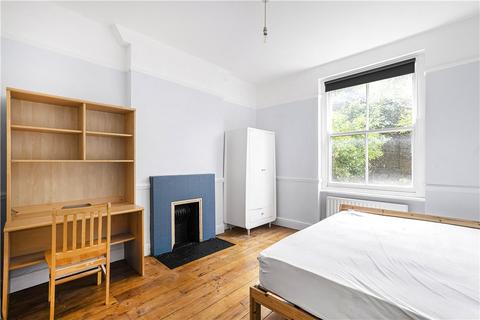 4 bedroom apartment to rent, New Cross Road, London, SE14