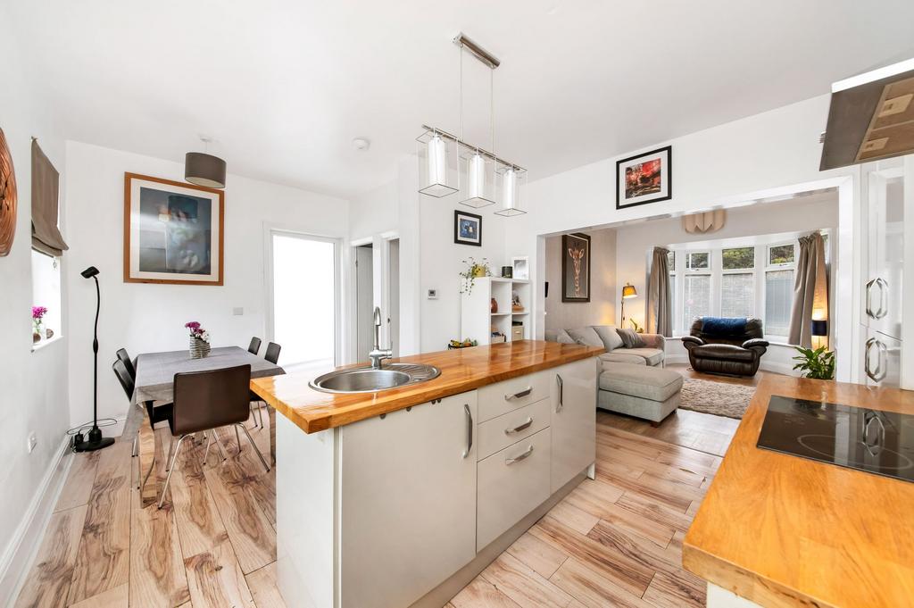 Open plan dining kitchen