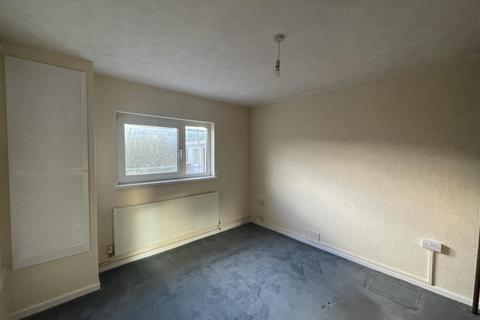 2 bedroom flat to rent, Heol Wallasey, Ammanford SA18