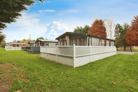 2 bedroom park home for sale, Allerthorpe Golf and Country Park, Allerthorpe, York