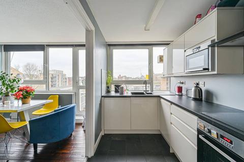 1 bedroom flat for sale, Cator Street, Peckham, London, SE15