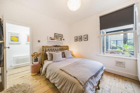 2 bedroom maisonette for sale, Lyham Road, Brixton