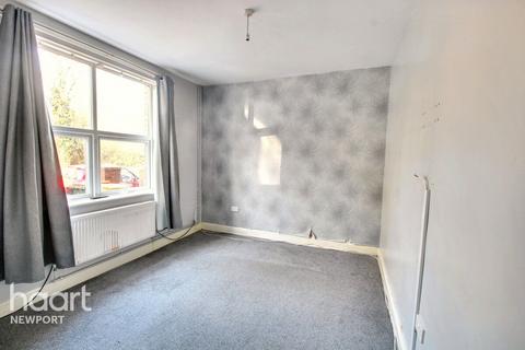 3 bedroom terraced house for sale, Chepstow Road, Newport