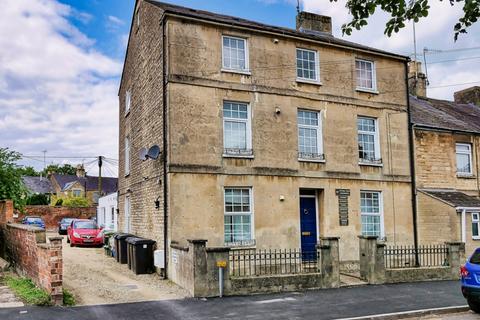 Victoria Road, Cirencester, GL7