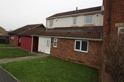 3 bedroom semi-detached house for sale, Milecastle Court, Newcastle Upon Tyne NE5