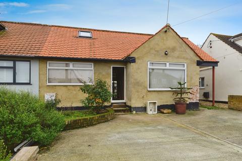 5 bedroom bungalow for sale, Jubilee Avenue, Chelmsford CM1