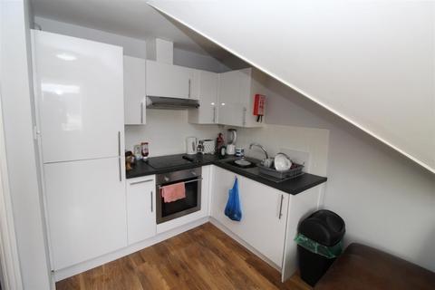 1 bedroom flat to rent, Donald Street, Cardiff CF24